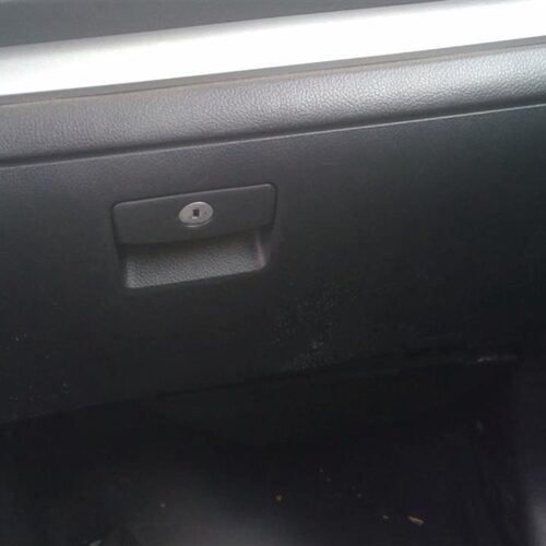 2015 SUBARU FORESTER GLOVE BOX – 1931137